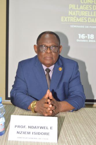 NDAYWEL È NZIEM Isodor